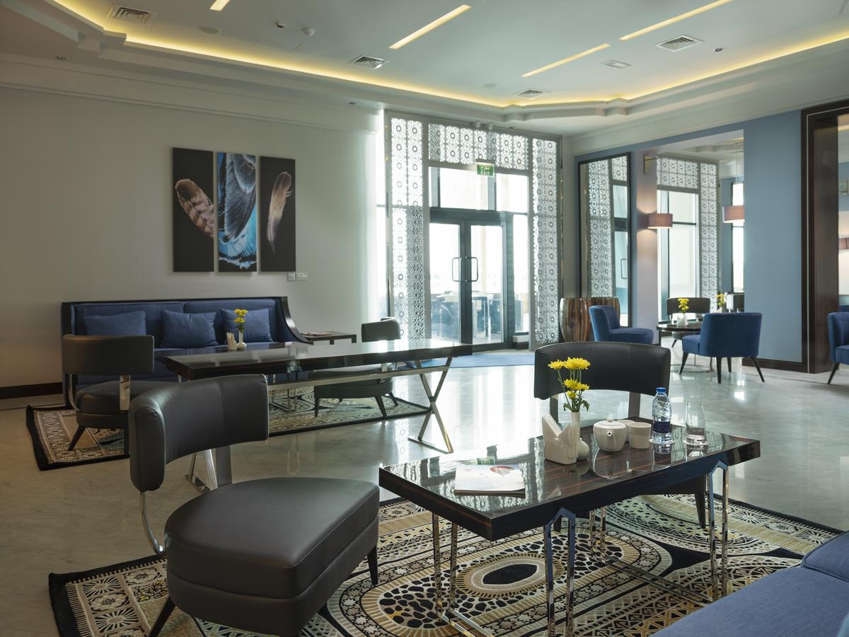 דוחה Retaj Salwa Resort & Spa מראה חיצוני תמונה The lobby of the hotel