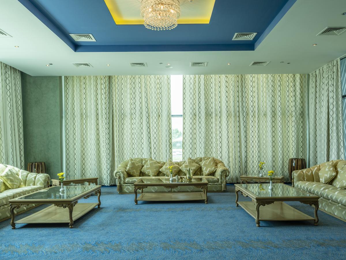 דוחה Retaj Salwa Resort & Spa מראה חיצוני תמונה The VIP lounge at the airport