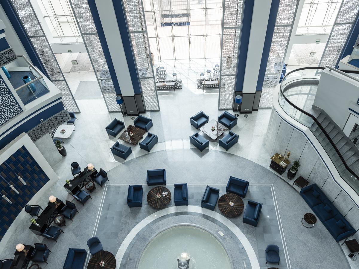 דוחה Retaj Salwa Resort & Spa מראה חיצוני תמונה The lobby of the National University of Ireland, Galway