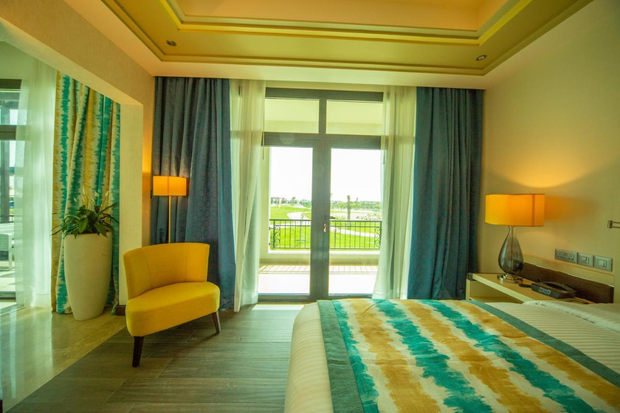 דוחה Retaj Salwa Resort & Spa מראה חיצוני תמונה A bedroom at the hotel